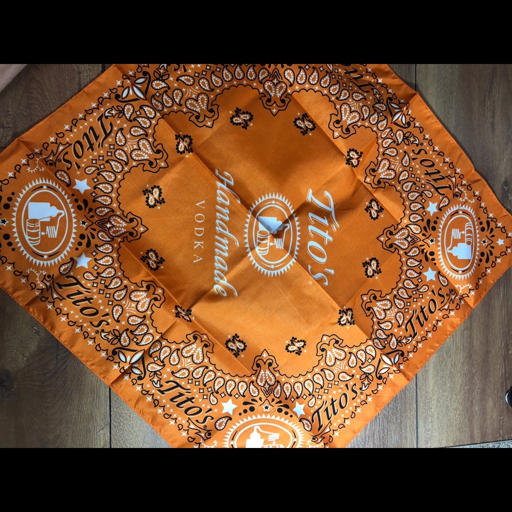 TITO’s HANDMADE VODKA BANDANAS. Black & orange
